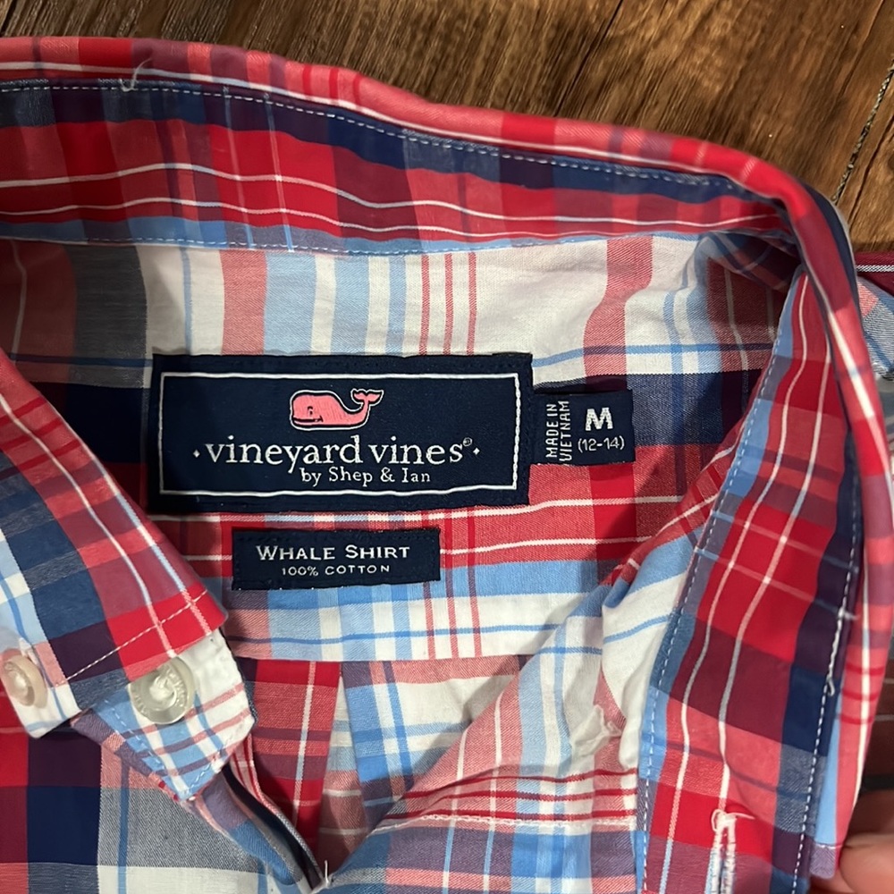 Boy’s Vineyard Vines Button Down, size M - Picture 3 of 4